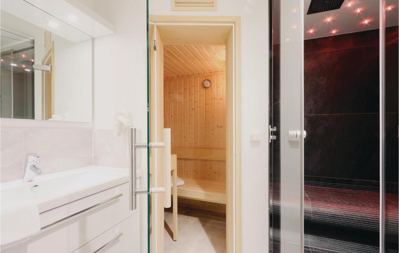 Nice Apartment In Luebeck Travemuende With Sauna Zewnętrze zdjęcie